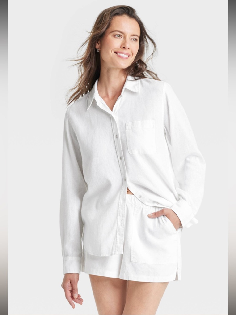 Universal Thread White Button-Down Long Sleeve Shirt NWOT